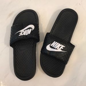 Nike Black Slides